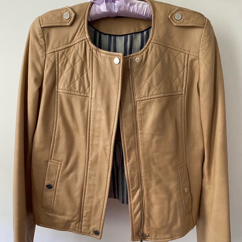 MASSIMO DUTTI Beige Leather Jacket 🤎
